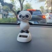 Saules enerģijas automašīnas informācijas panelis Šūpojoša lelle Automašīnas interjers Ornaments Dāvana Salona rotājumi Brilles Panda Anime Auto aksesuāri
