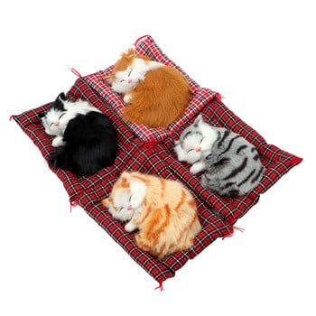 Χαριτωμένα Simulation Sleeping Cats Υπέροχα βελούδινα γατάκια Παιχνίδι Δώρο για το σπίτι στο ταμπλό αυτοκινήτου Δώρο για κορίτσι Αξεσουάρ αυτοκινήτου Στολίδι εσωτερικού χώρου
