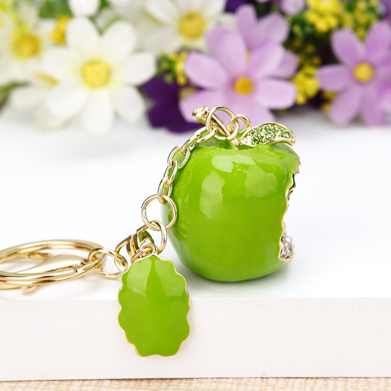 Új Apple Medálok Kulcstartó Strasszos Fém Kulcstartó Új Autós Kulcstartó Divat Táska Báj Kiegészítők Ajándék ékszer K1685