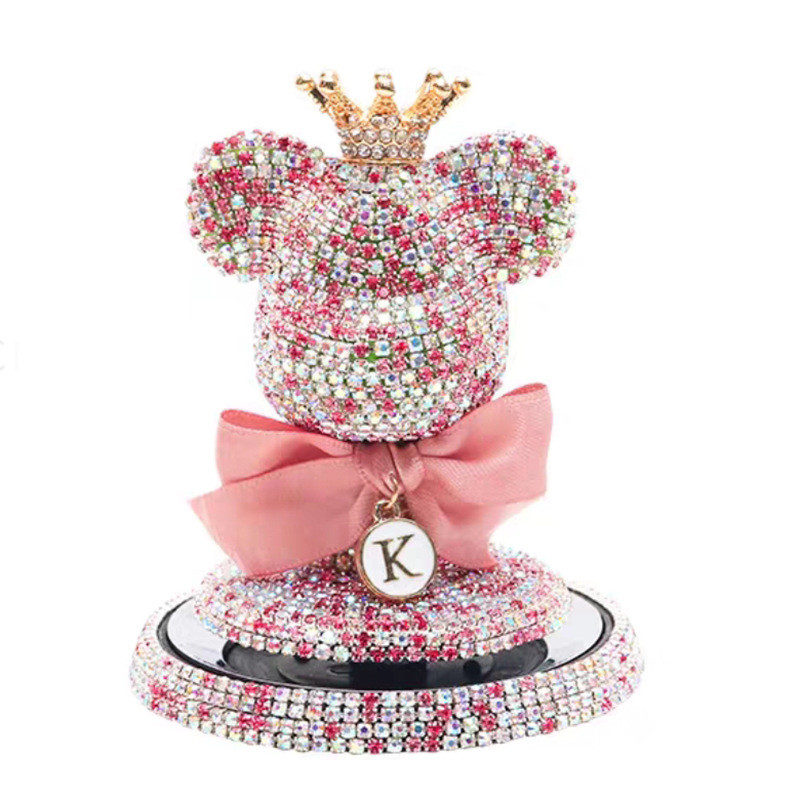 Aranyos rajzfilm gyémánt strasszok Bowknot Gloomy Bear autódísz autó műszerfal belső dekoráció tömör autós parfüm matrica