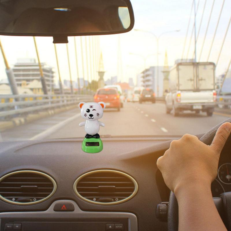 Napenergia táncoló állat Panda medve tigris figurák játék fejrázó táncos autó műszerfali díszek autós asztalhoz