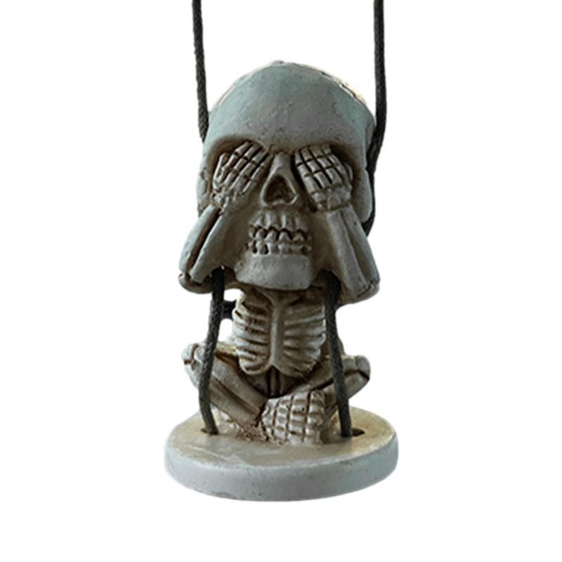 Kaukolės automobilio pakabukas Helovino siūbuojantis galinio vaizdo veidrodinis pakabukas automobilio pakabukas interjeras galinio vaizdo veidrodis žavus automobilio priedai