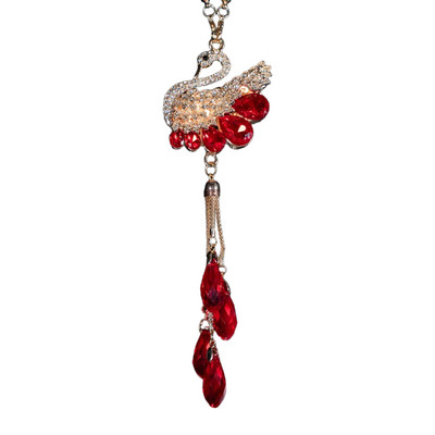 Autóbűvek Red Diamond Swan Crystal autós hátsó nézet tükör medál Bling autós kiegészítők nőknek Férfi Autók Belső Deco