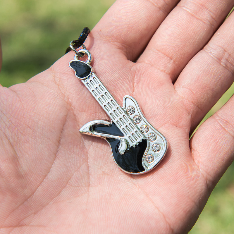 Κρεμαστό Κρεμαστό Αυτοκίνητο Κρυστάλλινα Στολίδια Κρεμαστά Κιθάρας Γούρια Διακόσμηση καθρέφτη οπισθοπορείας Διακόσμηση αυτοκινήτου Αυτοκίνητα Αξεσουάρ Αυτοκίνητα Δώρα Styling