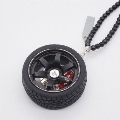 Cadou creativ Pandantive pentru mașină Odorizant butuc roată Parfum Oglinda retrovizoare suspendată Decorare Accesorii pentru interiorul mașinii