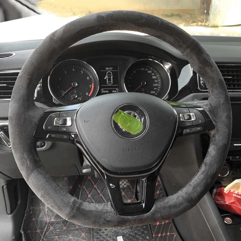 Käsitsi õmmeldud pehme must süsinikkiust must seemisnahast auto roolikate Volkswagen Golf 7 Mk7 Passat B8 jaoks