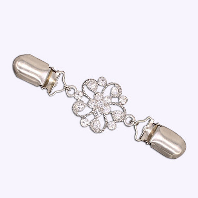 1 DB Retro Cardigan Clip Cape Kendő ing Pulóver Gallér Duck Clip Pearl Strasszos Blúz Csat Ruházat Dekoráció Bross Pin
