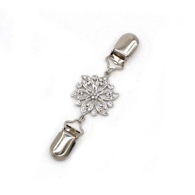 1 DB Retro Cardigan Clip Cape Kendő ing Pulóver Gallér Duck Clip Pearl Strasszos Blúz Csat Ruházat Dekoráció Bross Pin