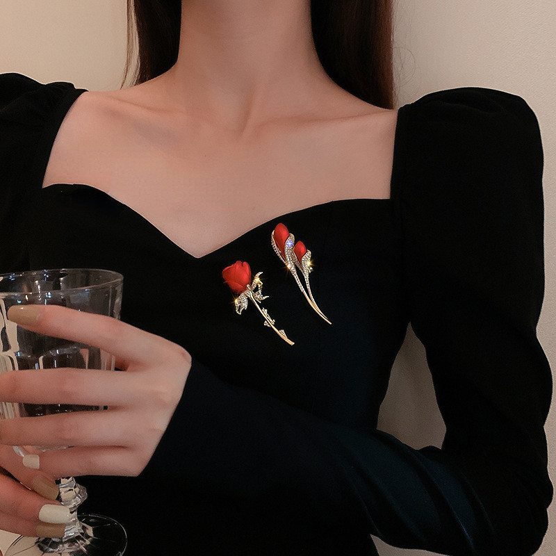 Tulpinė rožinė sagė Moterims Gražus dizainas Elegantiškas korsažas Madinga sagė Smeigtukas Suknelė prabangi cirkonio papuošalai Aksesuarai Vakarėlio dovanos