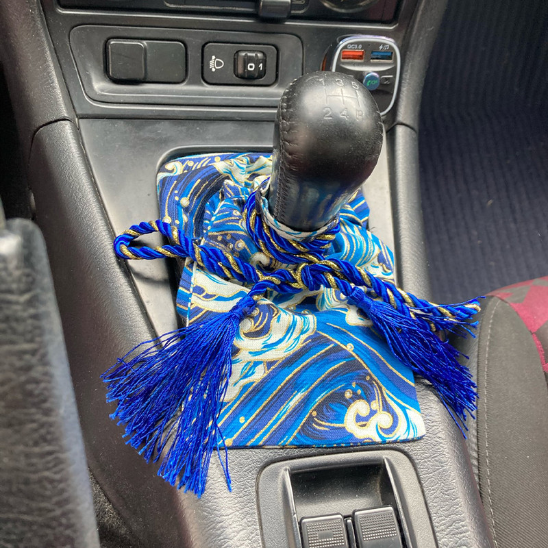 DIY univerzális autós sebességváltó nyakörvek vászon váltókar gomb csomagtartó burkolat porvédő verseny JDM szamuráj stílusú autó dekoráció