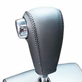 Fekete bőr, kézzel varrott autós sebességváltó gomb burkolatok Kia Sorento 2007 automatikus sebességváltó gomb tokjához