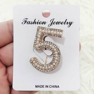 Broșe CC cu flori de perle de modă de lux pentru îmbrăcăminte pentru femei Broșă numărul 5 Cadou pentru prietenă Accesorii pentru bijuterii
