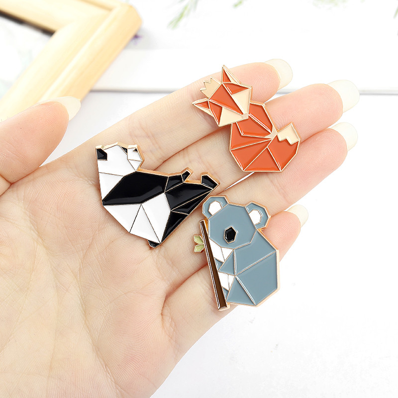 Origami állati zománctű Egyedi Róka Panda Koala Alpaka Nyúl brosstáska Ruhák Féktűs Kitűző Rajzfilm Ékszerek Gyerekbarát