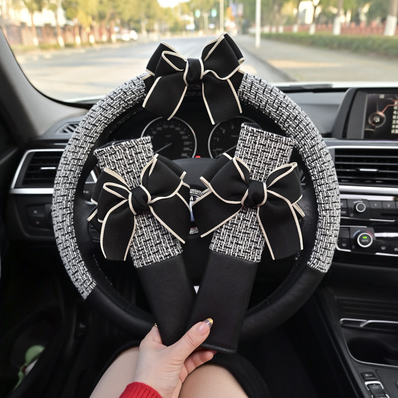 1 komplekti klassikaline ruuduline Bowknot auto turvavööpadi Four Seasons universaalne auto roolikate naiste autotarvikud