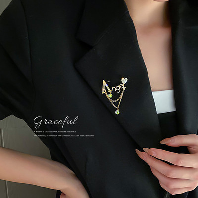 Broșă cu pandantiv cu ciucuri întunecate pentru bărbați și femei, broșe vintage cu strasuri, baroce, punk, stați, gotice, Harajuku, bijuterii de stradă