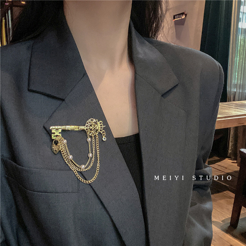 Broșă gotică de lux cu ciucuri pentru bărbați, femei, imitație de perle, broșe vintage cu strasuri, Punk Stay Harajuku, bijuterii