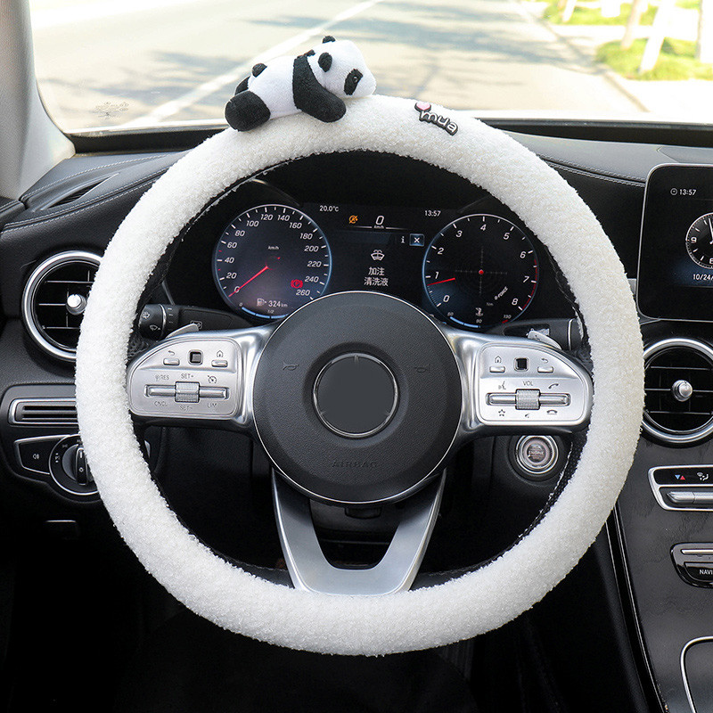 Mielas animacinis filmas Panda Doll Plush Universalus automobilio vairo dangtelis, automatinis saugos diržo dangtelis, imituojantis avienos vilną, žieminiai automobilių priedai