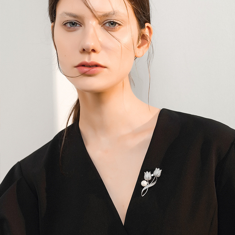 Rhinestone tulbi lille pross helkimisvastane ülikond pross krae pin Taim korsa ülikond mood vaba aja ehted