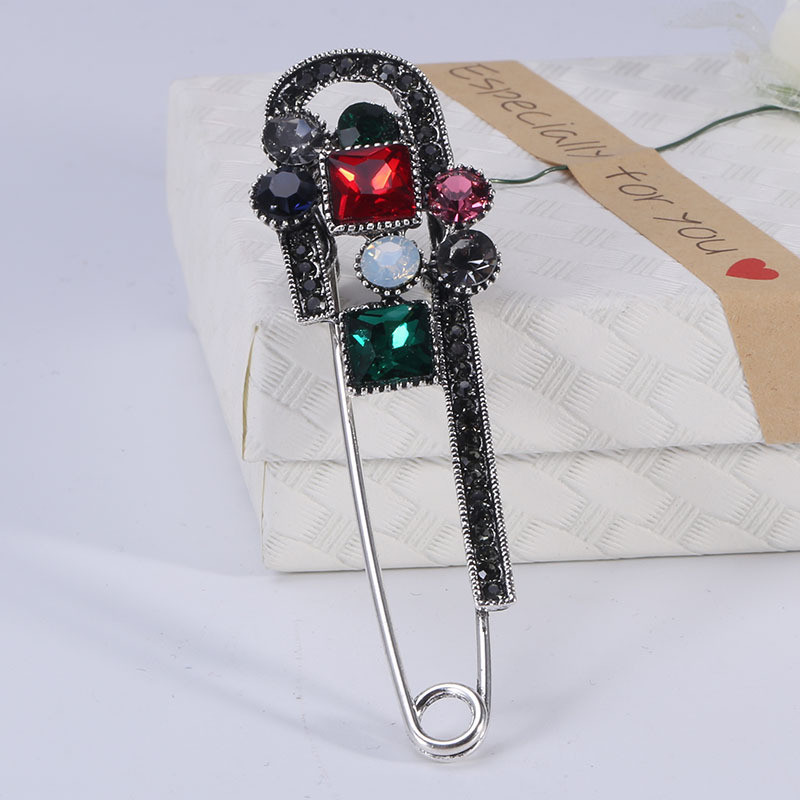 Broșe Crytsal Safe Pin pentru femei Broșă mare vintage, design de primăvară, broșă pentru pulover, strasuri, corsaj, cadou 2022