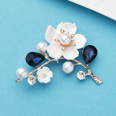 Wuli&baby Broșe cu flori de cochilie de prun pentru femei pentru nuntă, birou, broșă, ace, bijuterii, cadouri de Anul Nou