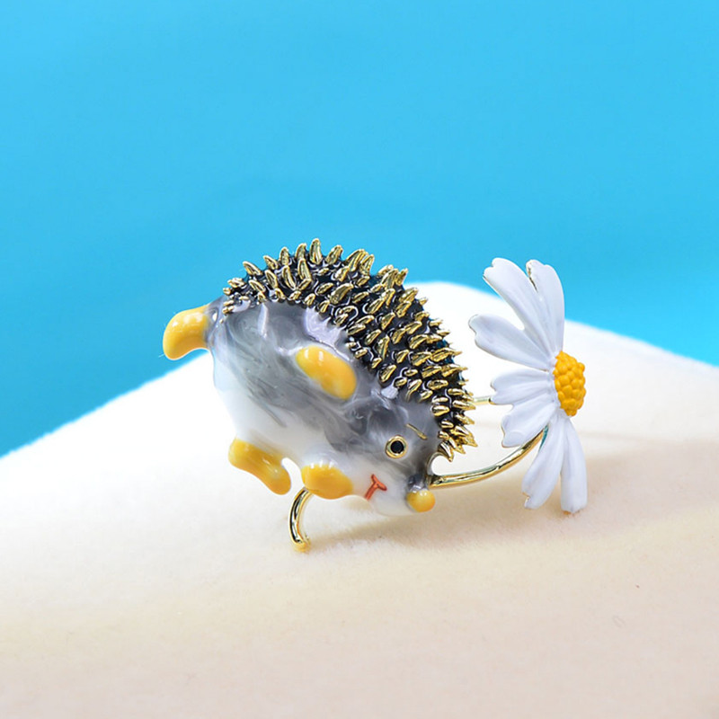 Broșă cu arici drăguț Broșe cu margarete de modă pentru femei, bijuterii de modă cu animale, design nou, ace cadou значки на рюкзак