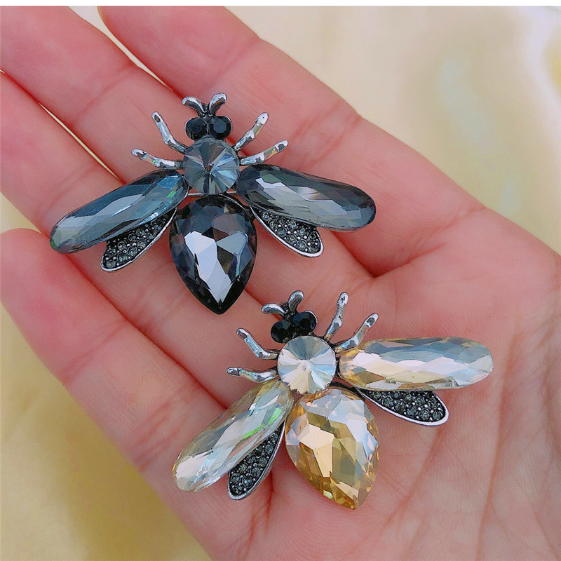Модни луксозни големи кристали, сладки брошки с пчели, шампанско, сив цвят, кристали, брошка от сплав, дамски игли за парти, подаръци за рожден ден