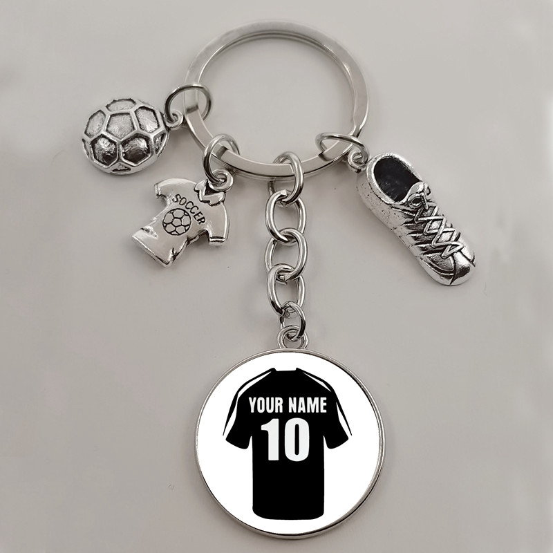 Futbola DIY atslēgu piekariņš ar pielāgotu nosaukumu, lai spēlētu futbolu zēnu atslēgu piekariņš, DIY atslēgu piekariņš futbola mīļotājiem