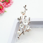 Broșe din flori de prun naturale realizate manual Ace pentru femeie, vintage, buchet de broșă cu perle de apă dulce, pentru petrecerea de nuntă