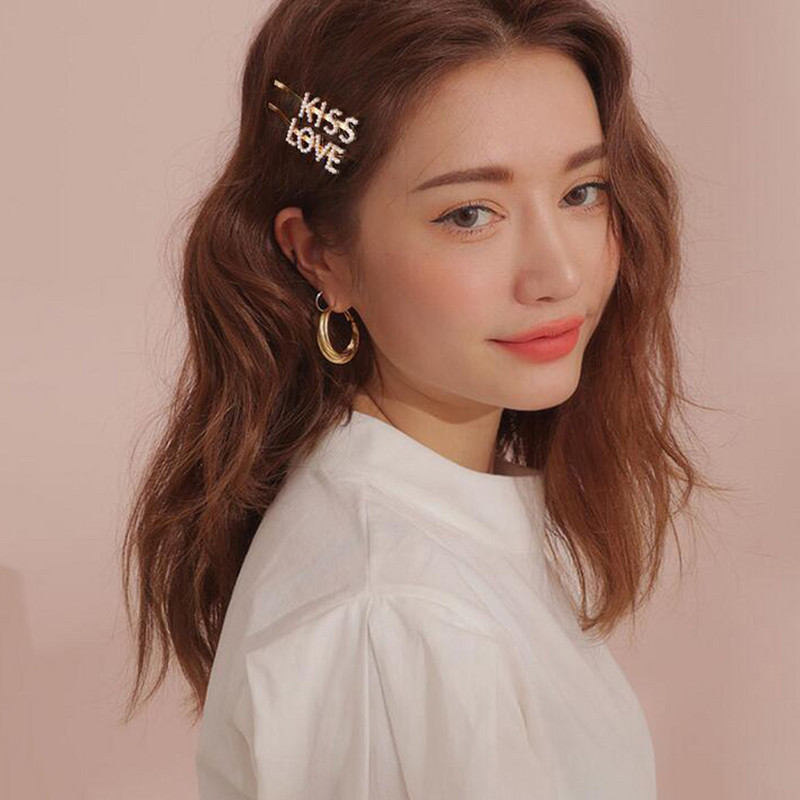 Ace de păr cu literă nouă Accesorii de păr pentru femei Bijuterii de modă Agrafe de păr perle simulate Girls Love Gold Grips de păr 9 stiluri