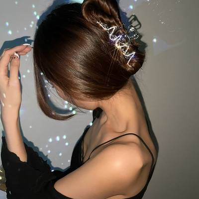 Korea Large Pearl Hair Claw Clip за жени Инструмент за дебела коса Butterfly Bowknot Gold Metal Geometric Hair Clamp Аксесоари