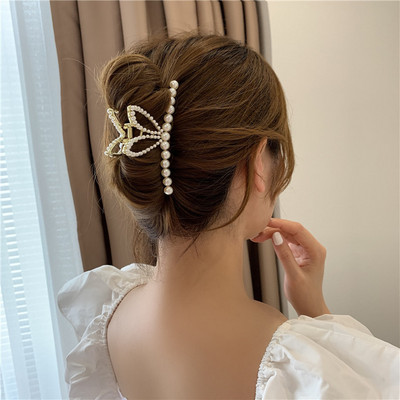 Korea Large Pearl Hair Claw Clip за жени Инструмент за дебела коса Butterfly Bowknot Gold Metal Geometric Hair Clamp Аксесоари
