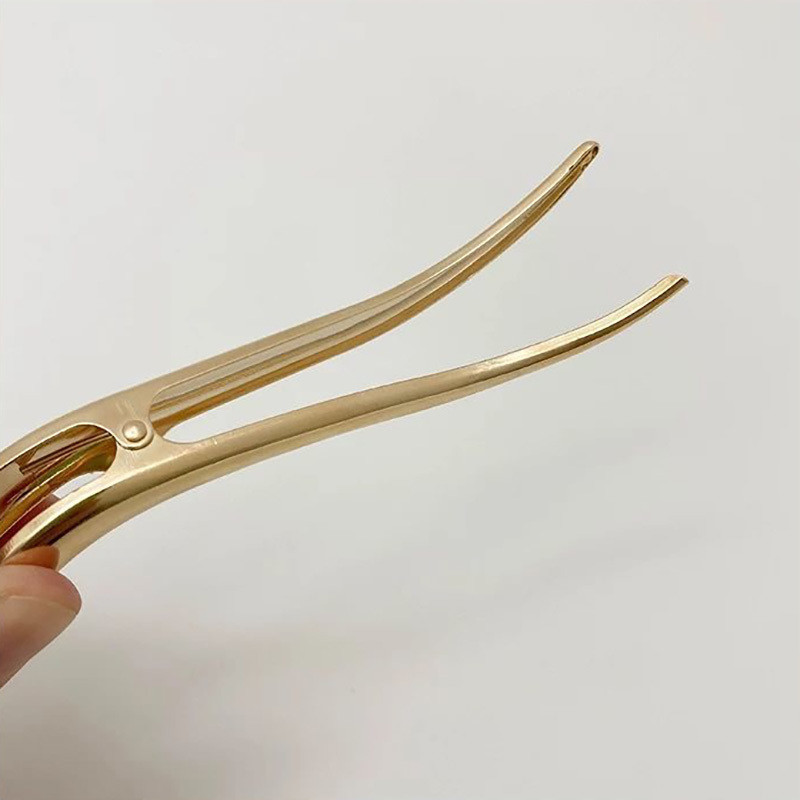 Moteriški plaukų aksesuarai Nauji 2022 m. Paprasta tendencija metalo aukso sidabro S formos plaukų žnyplių segtukai ir smeigtukai Moterų galvos apdangalai su sagtimi
