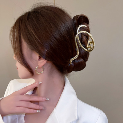 Big Bowknot Punk Metal Gold Silver Щипки за коса Мода Корея Cross Bow Crab Claw Clip Hairgrip Аксесоари за коса за жени Нови