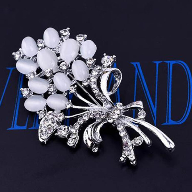 Karsti pārdod moderni opāla akmens ziedu piespraudes piespraudes Skaisti kalnu kalnu apģērbi aksesuāri sieviešu korsāžas dzimšanas dienas dāvanas