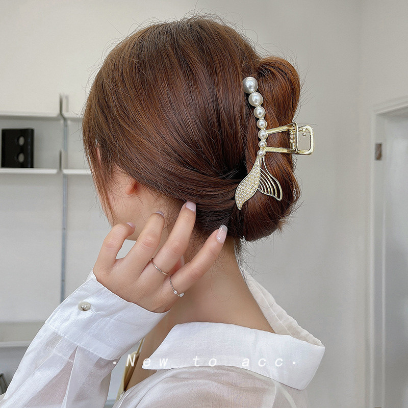 Tendință Geometrie Accesorii pentru păr Femei Agrafă pentru gheare de păr Aur Argintiu Punk Metal Simulare Perlă Big Jaw Crab Articole pentru cap Bijuterii 2022