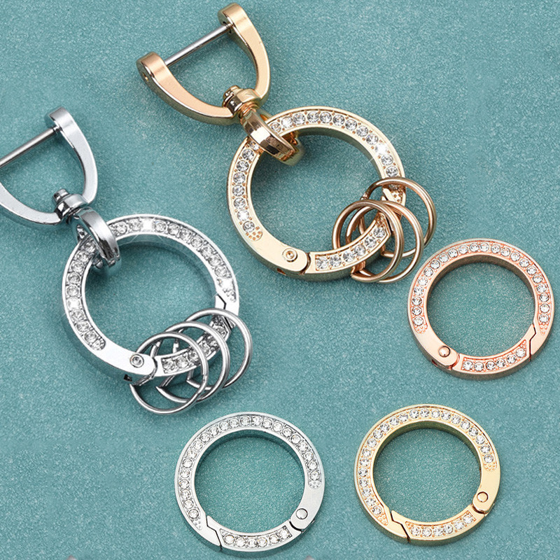 Νέα μόδα Μεταλλικό μπρελόκ στρας υψηλής ποιότητας Ανδρικά Γυναικεία Στρογγυλά μπρελόκ Κομψά στολίδια για κρεμαστά τσάντα Αξεσουάρ μπρελόκ