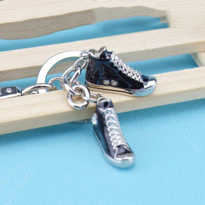 Lamedad kingad ripatsiga võtmehoidjad meestele naistele meestele naiste auto võtmehoidja kott võlu võtmehoidja hoidja võtmehoidja tossu võtmehoidja kingitus