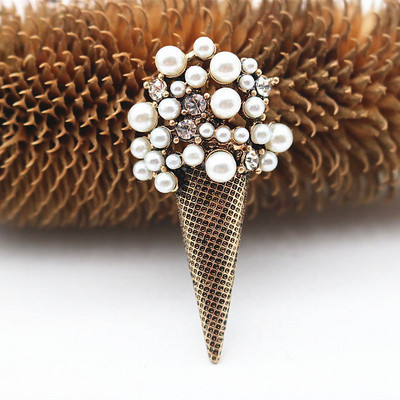 Halloween Vintage baroc placat cu aur cu strasuri de cristal imitație de perle Broșă cu sceptru de flori pentru femei cadou de bijuterii