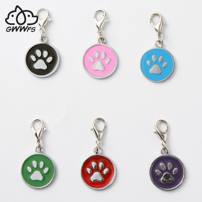 2db/tétel 2cm-es kerek kártya Lovely Animal Charms Kutya Mancs Kulcstartó Charm Nyaklánc Medálok Barkács karkötő Ajándék Barátnak