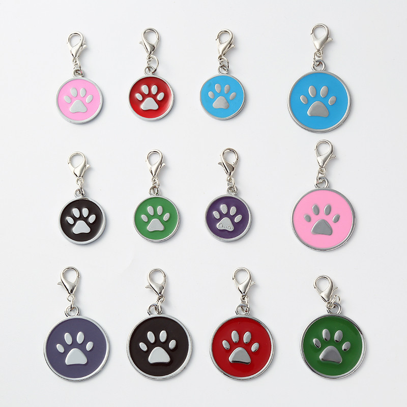 2db/tétel 2cm-es kerek kártya Lovely Animal Charms Kutya Mancs Kulcstartó Charm Nyaklánc Medálok Barkács karkötő Ajándék Barátnak