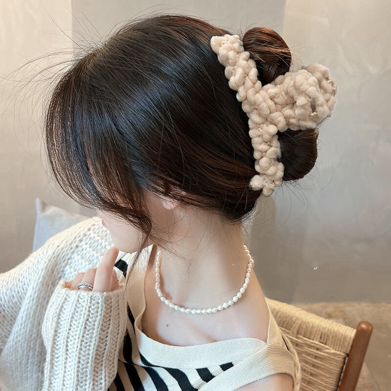 Elegantiški pliušiniai plaukų žnyplės segtukai Paprasti, dideli, krabų plaukų segtukai moterims plaukų segtukai Madingi plaukų priedai Ryklio galvos apdangalai