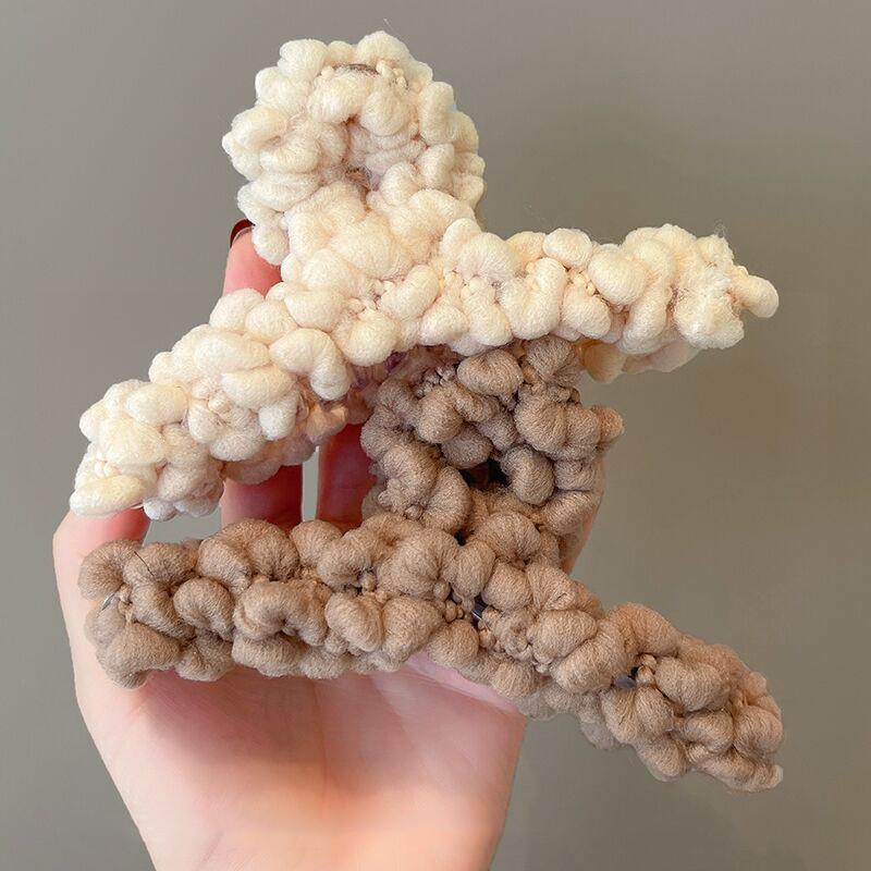 Elegantiški pliušiniai plaukų žnyplės segtukai Paprasti, dideli, krabų plaukų segtukai moterims plaukų segtukai Madingi plaukų priedai Ryklio galvos apdangalai