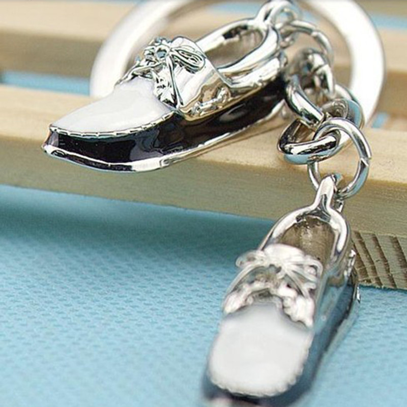3D pantofi roșii pandantiv lanț de chei din metal personalizat drăguț cadou creativ geantă farmec adidași lanț cheie suport