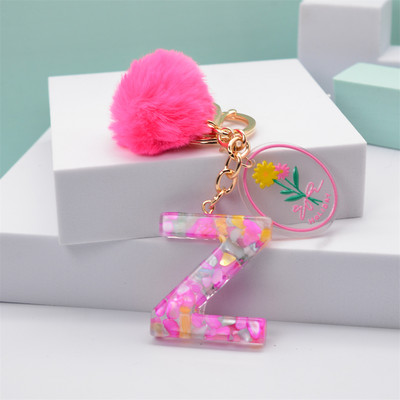 Breloc cu pompon roz, cu 26 de litere, breloc cu alfabet inițial din rășină roz, cu etichete delicate pentru femei, poșetă, geantă de mână pandantiv