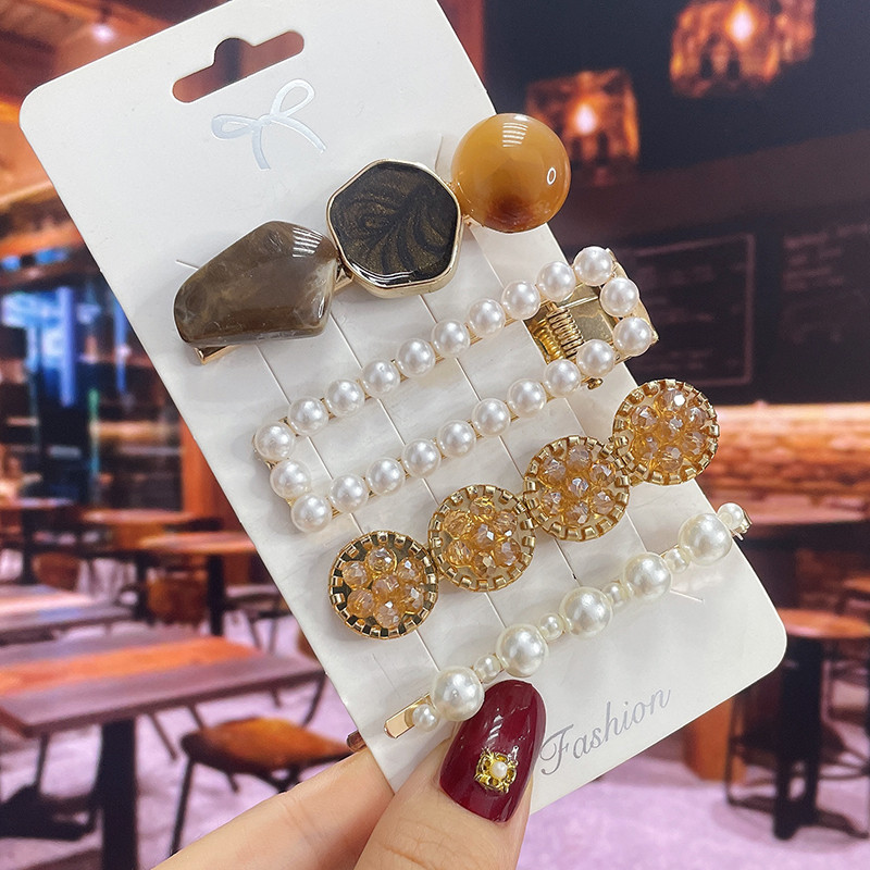 1 set Agrafe de păr Fashion Pearl Flower Cristal pentru femei 2022 Fashion Acrylic Hair Accessories Grips de păr