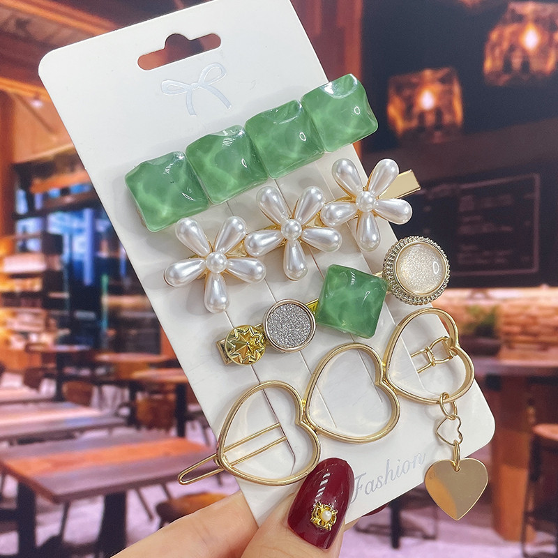 1 set Agrafe de păr Fashion Pearl Flower Cristal pentru femei 2022 Fashion Acrylic Hair Accessories Grips de păr