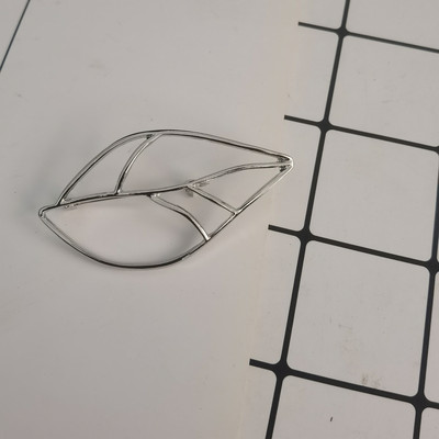 Timlee X165 New Simple Temperamental Leaf Moon Alloy Bros Pins Fashion Jewelry Veleprodaja.