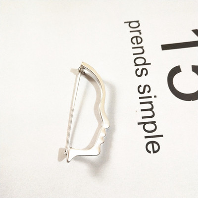 Timlee X165 New Simple Temperamental Leaf Moon Alloy Bros Pins Fashion Jewelry Veleprodaja.