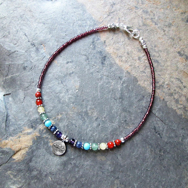 Чакра скъпоценен камък и талисман от лотос - Гривна за глезен със 7 чакри - Йога глезен