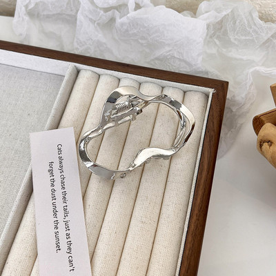 Agrafe cu gheare de păr din metal cu model S pentru femei Cleme de păr geometrice de epocă Bentita de crab de baie Agraf de păr Accesorii de păr pentru fete